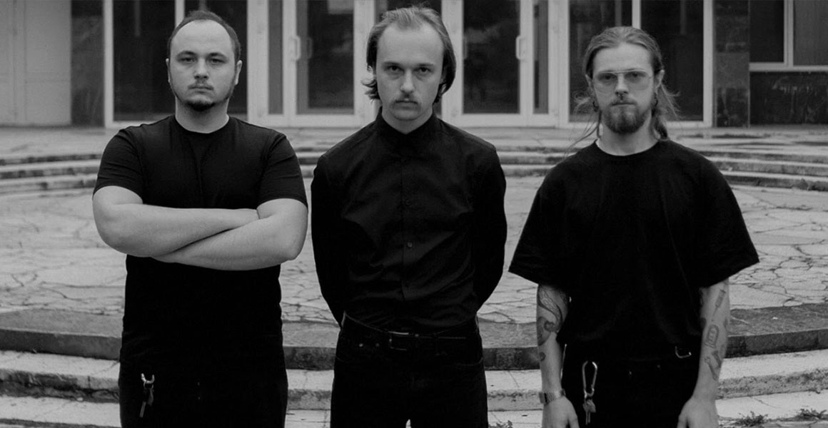 Молчат Дома